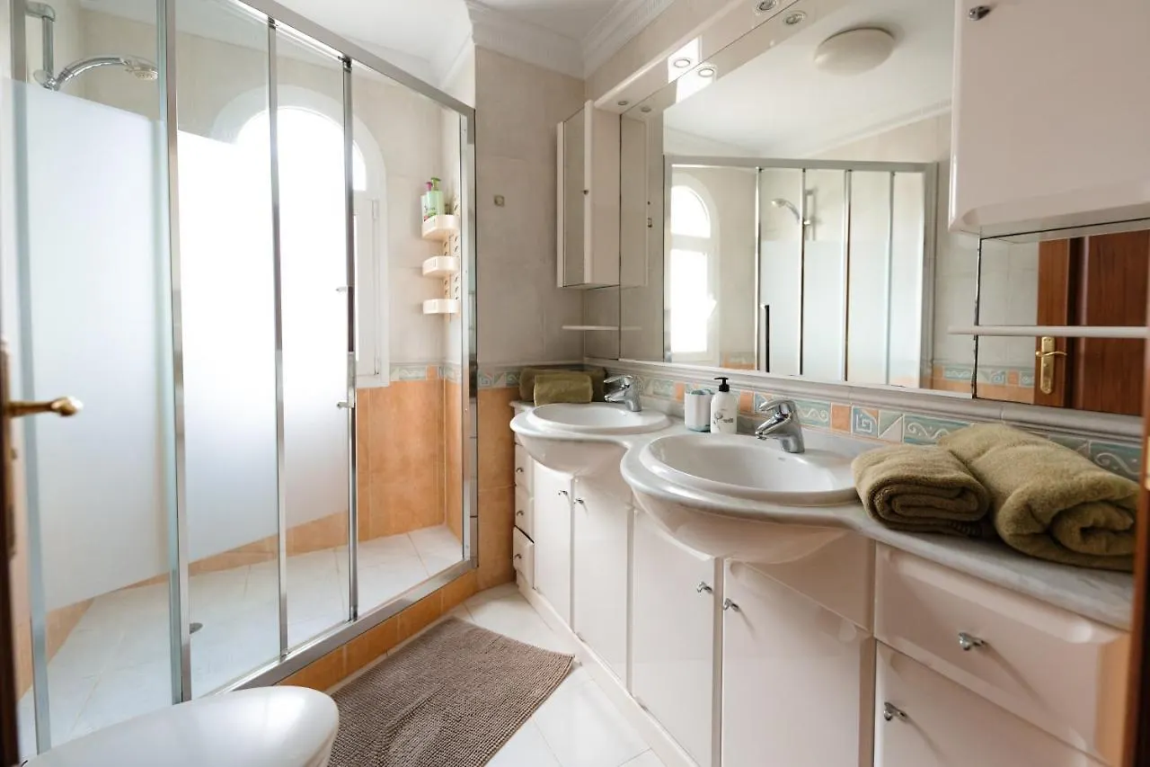 Villa Faya On The First Ocean Line With New Heated Pool Los Cristianos