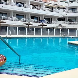  Apartment Cristianos Tipaki
